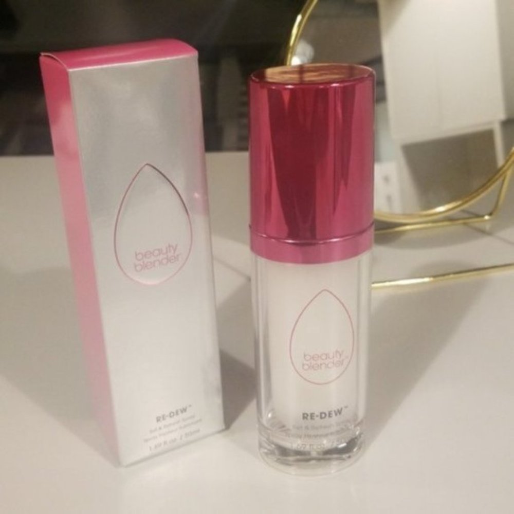 BEAUTYBLENDER® RE-DEW SET & REFRESH SPRAY- NIB - Picture 4 of 5